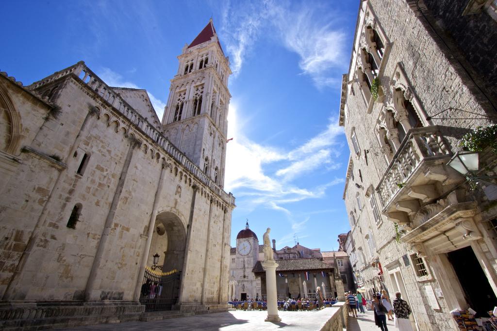 Apartment Fabijanko Oldtown Trogir Exterior foto